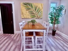 79 Sanford St, Unit 2 in Bangor, ME - Building Photo - Building Photo