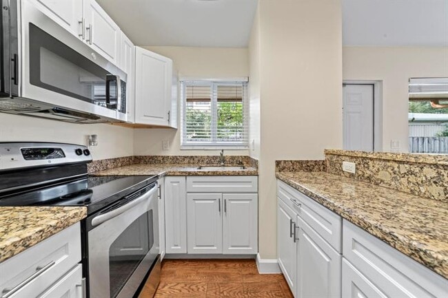 property at 404 SE 16th St