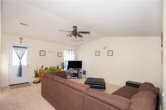 3045 W Essex Dr in Fayetteville, AR - Building Photo - Building Photo