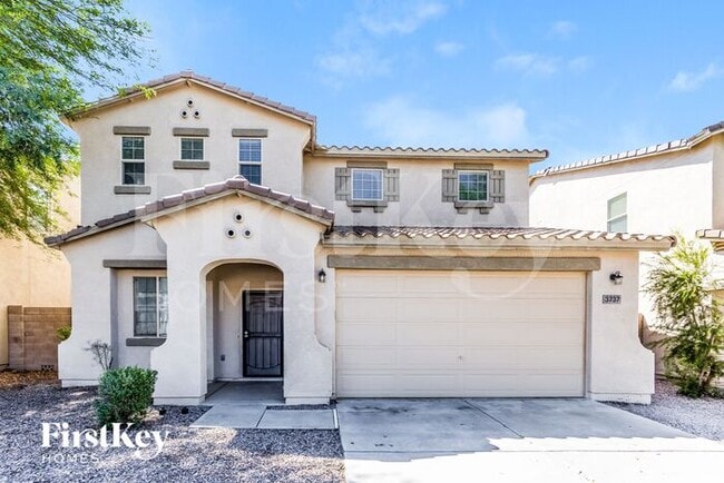 property at 3737 E Longhorn St