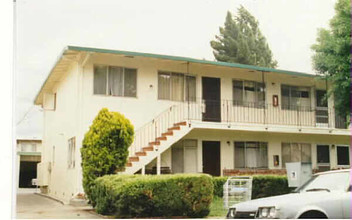 924 Delbert Way in San Jose, CA - Building Photo - Building Photo