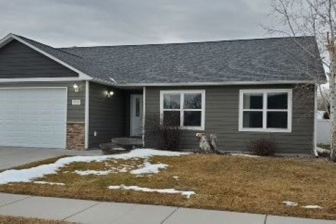 1218 Crystal Lake Ln in Billings, MT - Building Photo