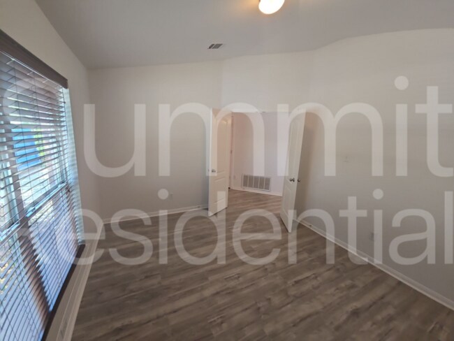 514 Hidden Brook Ln in Round Rock, TX - Foto de edificio - Building Photo