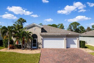 3149 Amadora Cir in Cape Coral, FL - Building Photo