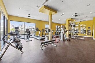 1812 Hickory St in Dallas, TX - Foto de edificio - Building Photo