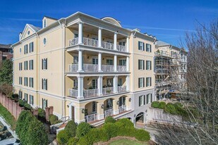 2410 Roswell Ave in Charlotte, NC - Building Photo