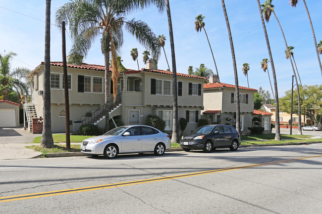 1334 N Brand Blvd in Glendale, CA - Building Photo - Building Photo