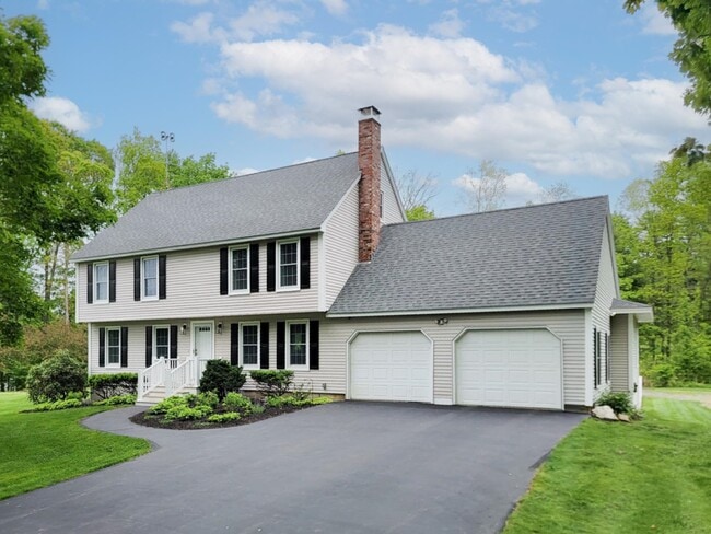 property at 10 Almas St