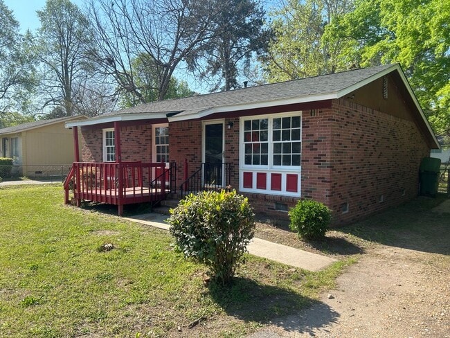 4539 Bluff Rd in Columbia, SC - Building Photo - Building Photo