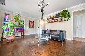 63 Henry St in Fairfield, CT - Building Photo - Building Photo
