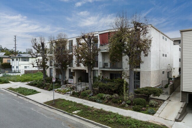 1828 Prosser Ave in Los Angeles, CA - Building Photo - Building Photo