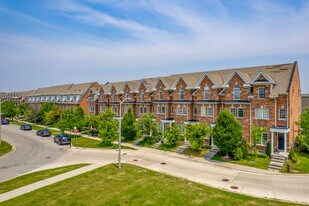 67-121 Isaac Devins Blvd in Toronto, ON - Building Photo
