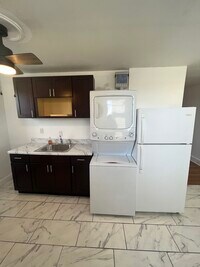 5352 N Broad St, Unit 2nd Floor photo'