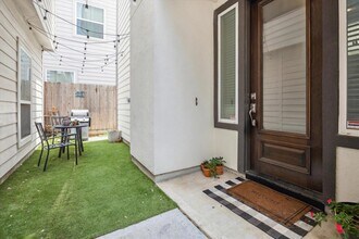 5623 Kansas St in Houston, TX - Building Photo - Building Photo