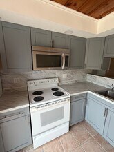 5601 Pierce St in Hollywood, FL - Building Photo - Building Photo