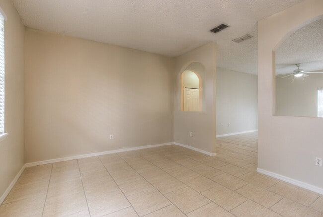 2510 Sherbrook Ln in Kissimmee, FL - Building Photo - Building Photo