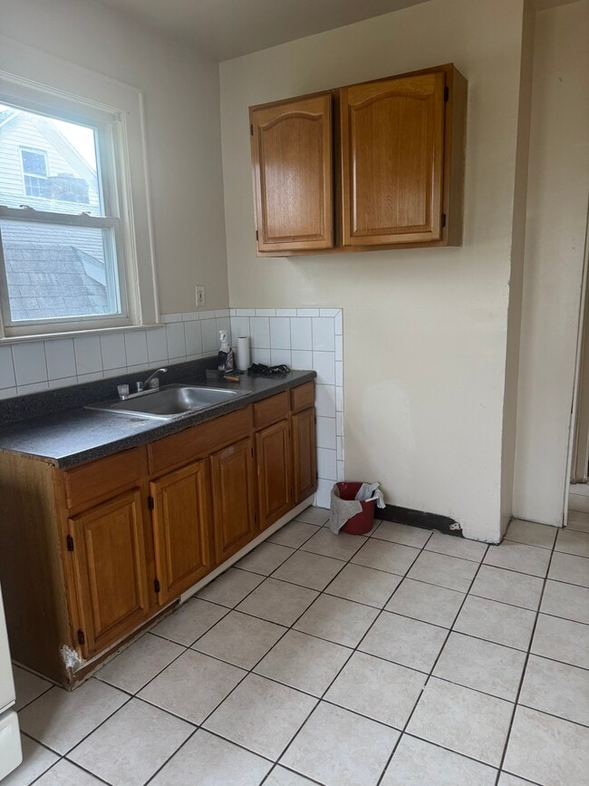 378 Myrtle Ave in Irvington, NJ - Foto de edificio - Building Photo