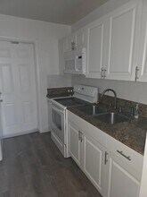 1123 NW 3rd Ave in Fort Lauderdale, FL - Foto de edificio - Building Photo