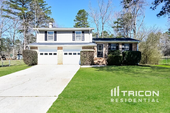 property at 30 Carriage Cir
