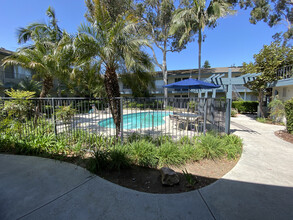 Pointe Mesa in Costa Mesa, CA - Building Photo - Building Photo