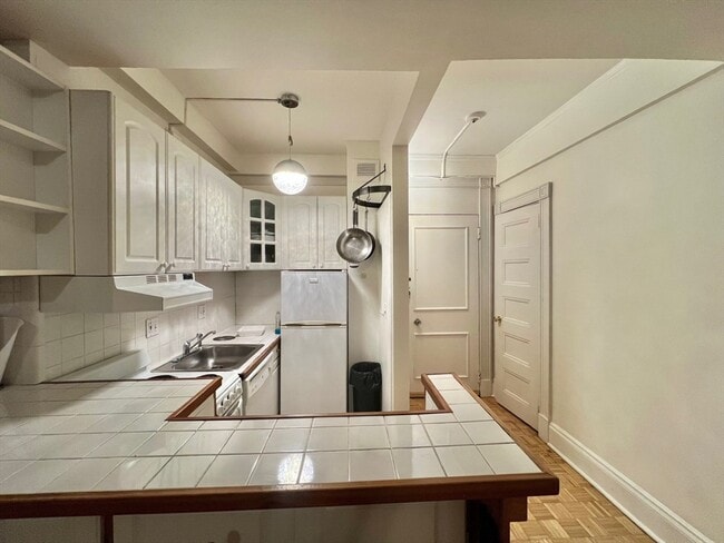 21 Beacon St in Boston, MA - Building Photo - Building Photo