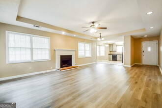 3330 Salem Cove Dr in Conyers, GA - Building Photo - Building Photo