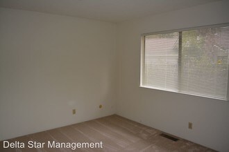 5507 Mike Arthur Ct in Citrus Heights, CA - Building Photo - Building Photo