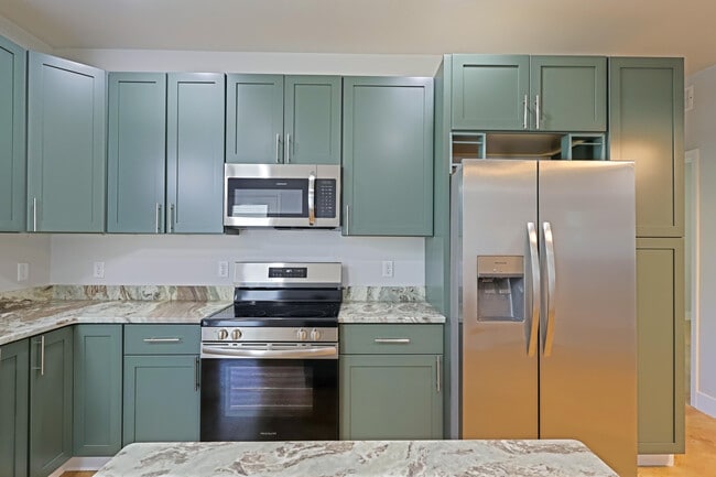 2720 Jewel Rd in Navarre, FL - Building Photo - Building Photo