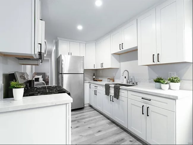 4143 Van Dyke Ave, Unit D