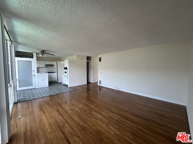 property at 11131 Rose Ave