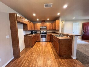 813 NE 85th St in Oklahoma City, OK - Building Photo - Building Photo