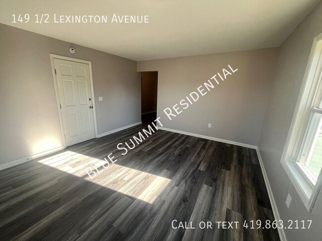 property at 149 1/2 Lexington Ave