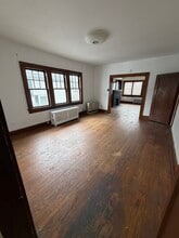 517 Miles Ave in Dickson City, PA - Building Photo - Building Photo