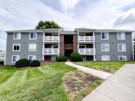 810 Cascade Ct in Blacksburg, VA - Building Photo