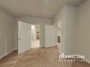 5712 Jayden Pass in Saint Hedwig, TX - Building Photo - Building Photo