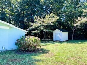 3120 Tuckaway Dr in Fuquay Varina, NC - Building Photo - Building Photo