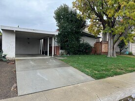 18760 Hanna Dr in Cupertino, CA - Building Photo
