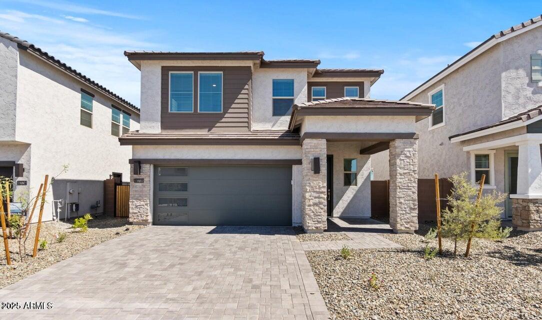 8018 W Griswold Rd in Peoria, AZ - Building Photo