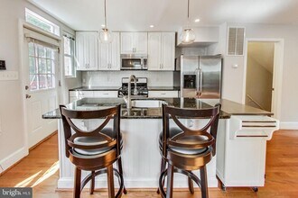 1145 46th Pl SE in Washington, DC - Building Photo - Building Photo