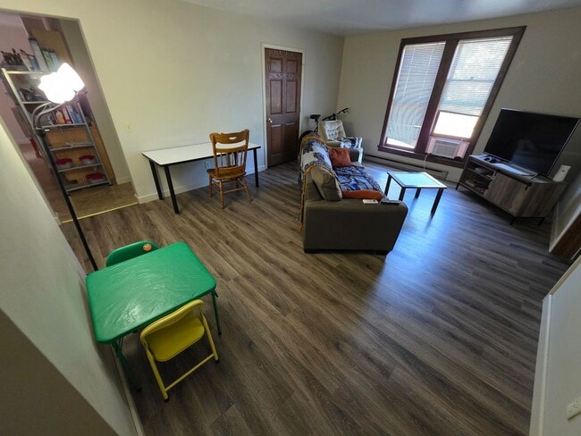 property at 422 Superior St