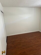 433 S Manhattan Pl in Los Angeles, CA - Building Photo - Building Photo