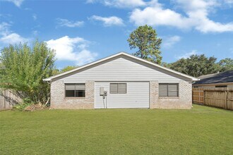 17411 Seven Pines Dr in Spring, TX - Building Photo - Building Photo