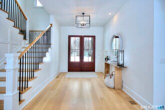 32 Ridge Rd in Weston, CT - Building Photo - Building Photo