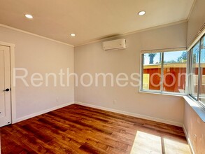 4703 Lamont St in San Diego, CA - Building Photo - Building Photo