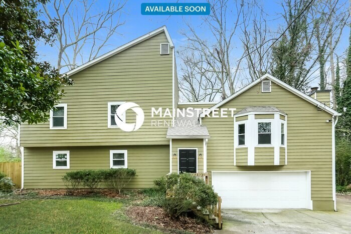 52 Debonaire Dr in Marietta, GA - Building Photo
