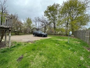 937 S Jackson St in Jackson, MI - Building Photo - Building Photo