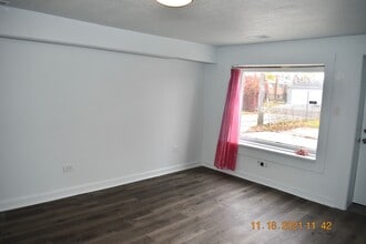 11419 S Throop St in Chicago, IL - Building Photo - Building Photo