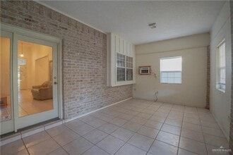 405 E Yarrow Ave in McAllen, TX - Building Photo - Building Photo