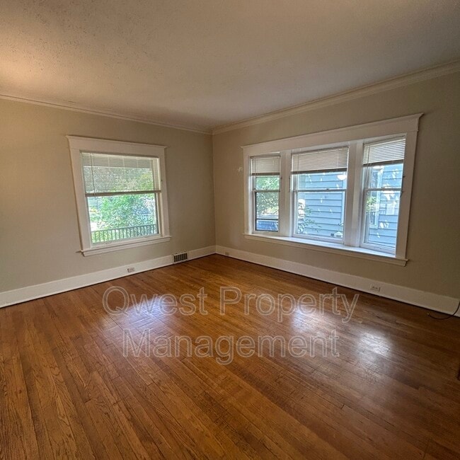 1335 Logan St SE in Grand Rapids, MI - Building Photo - Building Photo