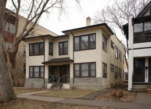 3133 Fremont Ave S in Minneapolis, MN - Foto de edificio - Building Photo